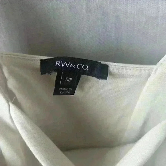 8 piece bundle of women's tops - size xs/s - Picture 5 of 15